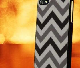 CHEVRON PATTERN WITH GREY BLACK - iPhone 4 Case, iPhone 4s Case and iPhone 5 case Hard Plastic Case LZN