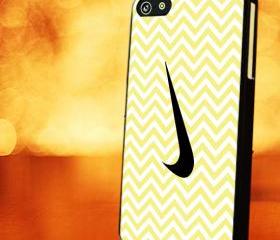 CHEVRON PATTERN WITH YELLOW NIKE - iPhone 4 Case, iPhone 4s Case and iPhone 5 case Hard Plastic Case LZN